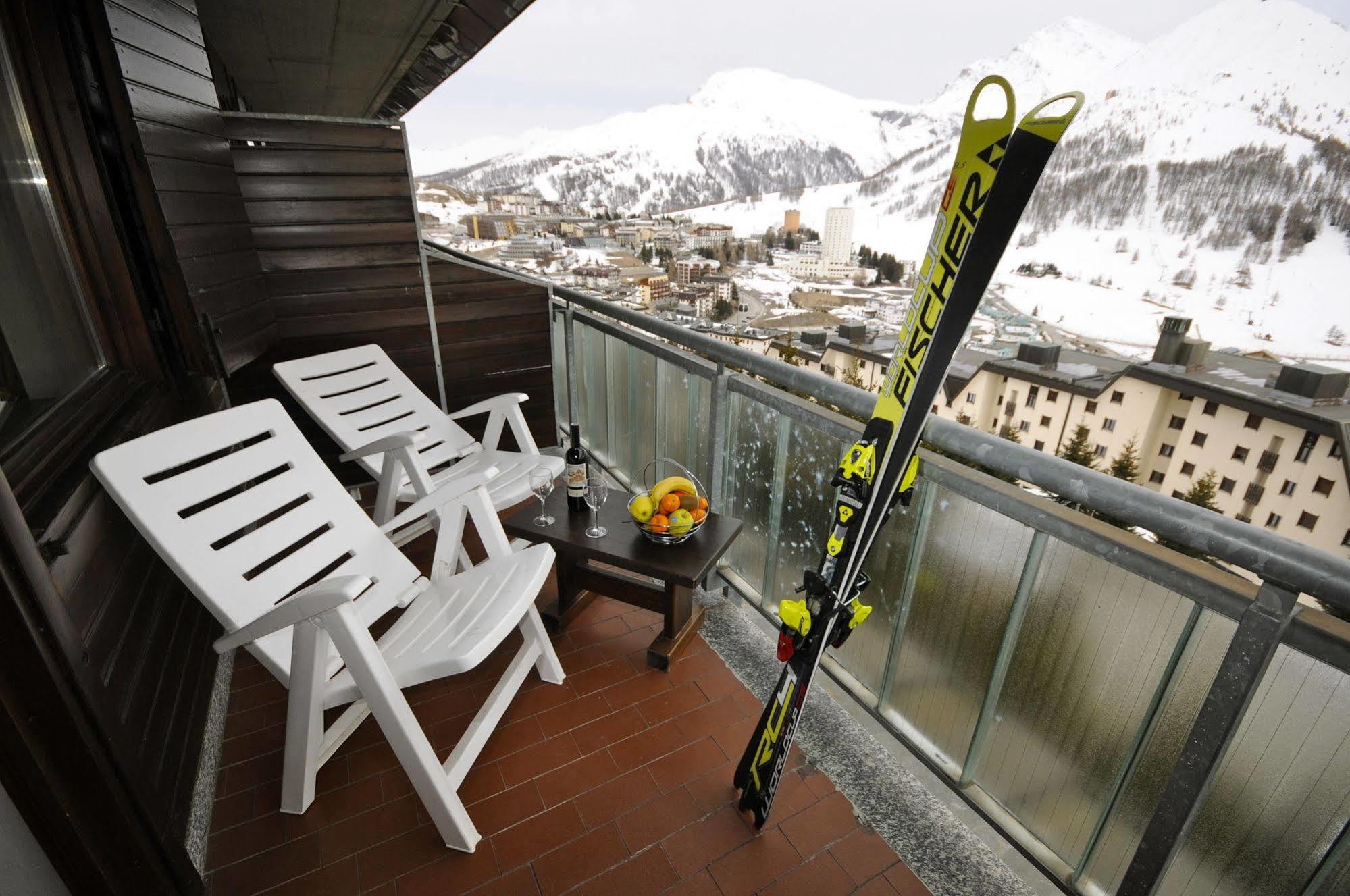 Resort Hotel Palace 2 Colle Colle Sestriere Esterno foto